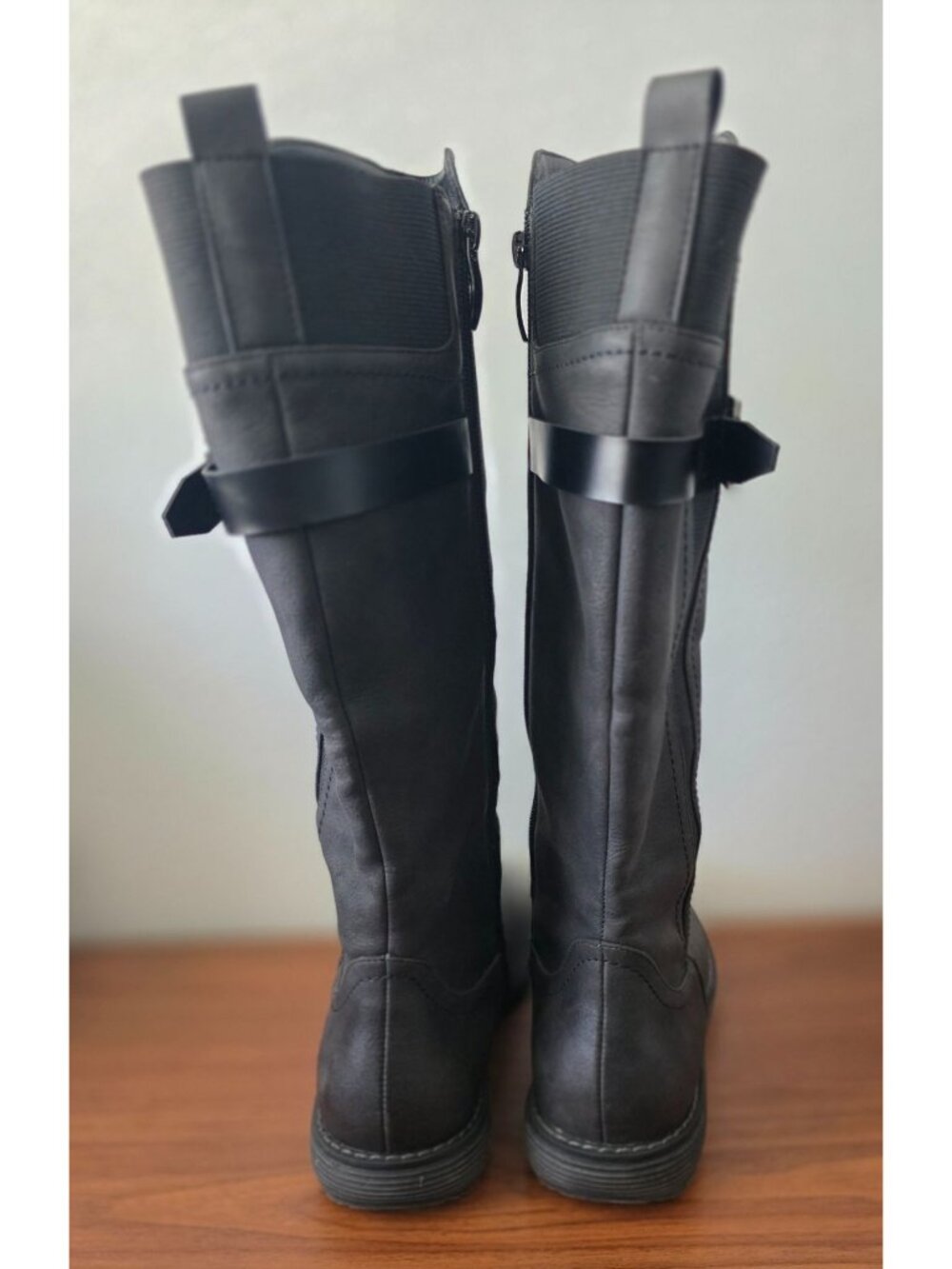 Extreme By Eddie Marc DELILAH Black Knee-High Faux Leather Side-Zip Boots Sz 8 - Picture 6 of 10